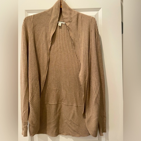 Banana Republic cocoon cardigan- taupe-Size medium-NWOT - Picture 5 of 11